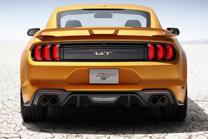 V8+10AT+售价不到60万，新款福特Mustang到底有多“诱人”！