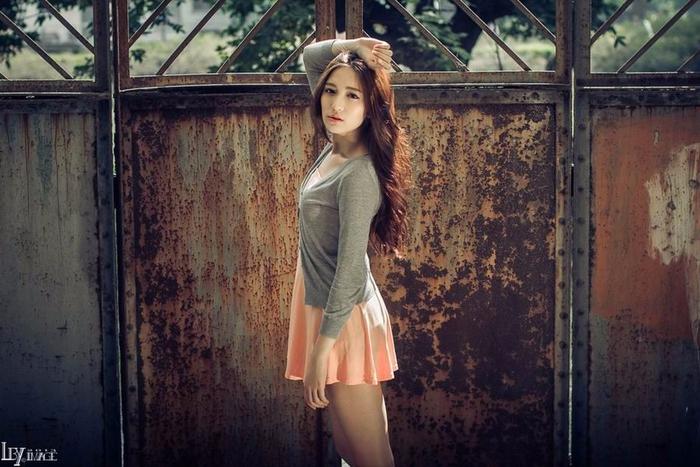 美女美图:清纯长腿美女户外性感自拍图集(图12) 美女美图:清纯长腿美女户外性感自拍图集(图12)
