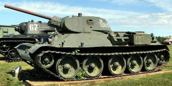 二战武器,帝国拯救者,苏联T34坦克力挽狂澜,拯救国家水深火热中