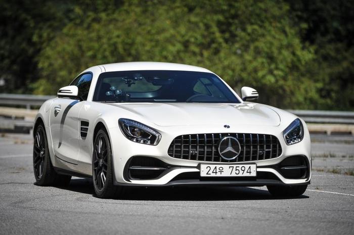 试驾梅赛德斯AMG GT S, 经典如何再次还原?