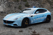 WrapZone从“警车”汲取灵感打造的浅蓝色法拉利FF！