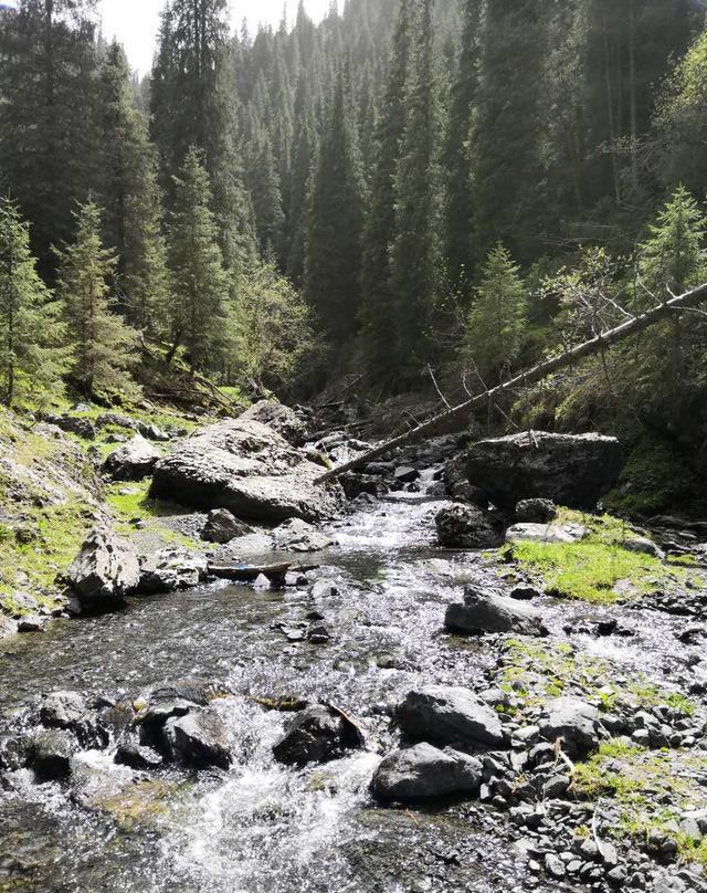 乌鲁木齐市周边徒步好地方之免门票的南山风景区沙沟