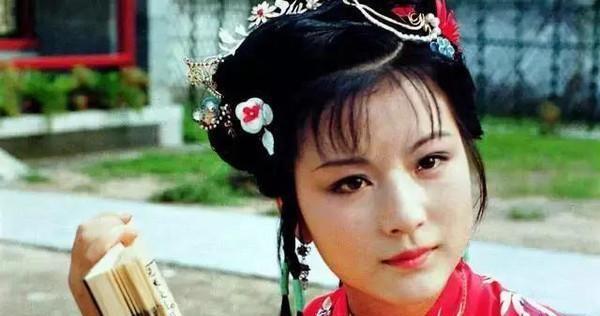 《红楼梦》中史湘云的人物魅力：英豪阔大宽宏量，霁月光风耀玉堂