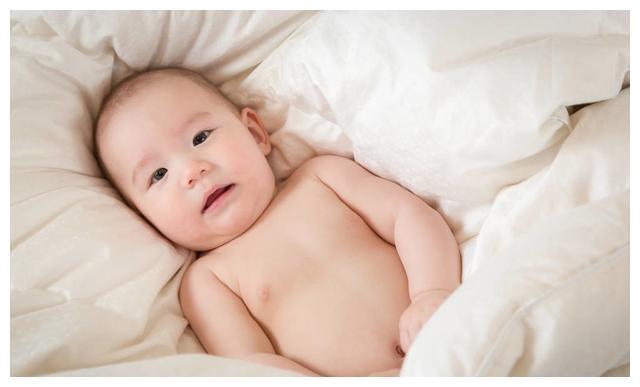 新生儿护理8问：睡着不拍嗝、不能躺喂、便秘、宝宝冷、安抚奶嘴