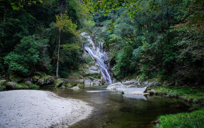 甘肃陇南这地是被旅行清单上遗落的山中美景，是陇南旅游的处女地