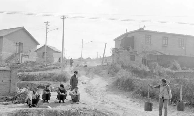 30年踏遍大街小巷，这位意大利摄影师用镜头记录80年代中国风貌