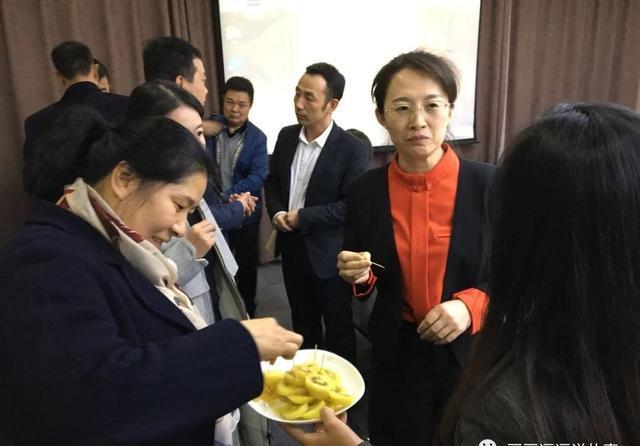 武功金艳猕猴桃惊艳中国食品安全报甄选会，蓝鹊猕猴桃成会议焦点