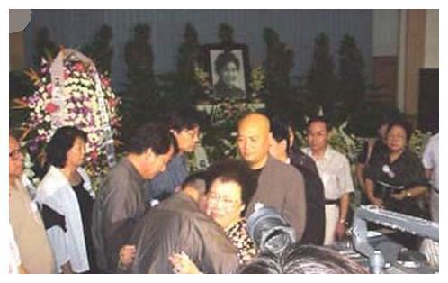 赵丽蓉生命最后时光：乞求安乐死，并说出了这一生最遗憾的事