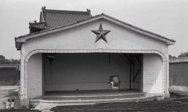 30年踏遍大街小巷，这位意大利摄影师用镜头记录80年代中国风貌