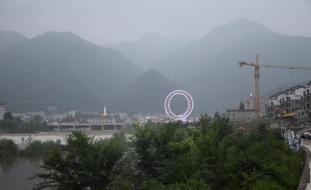 西安人不知道的西汤峪，太白山脚下，“太白山之眼”喷泉拔地而起