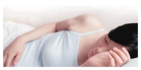 孕期睡觉平躺影响胎儿发育？听了医生这番话，可以睡个安稳觉了