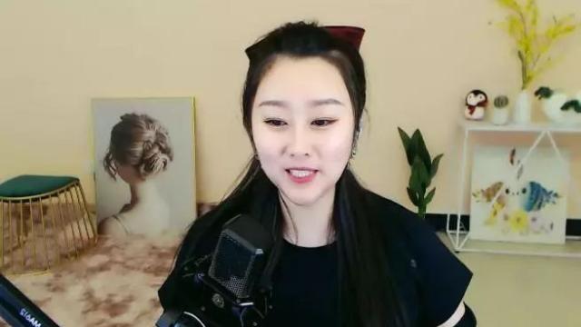 天生一副好嗓子，李先生盛赞菲儿，YY底蕴最强女主播