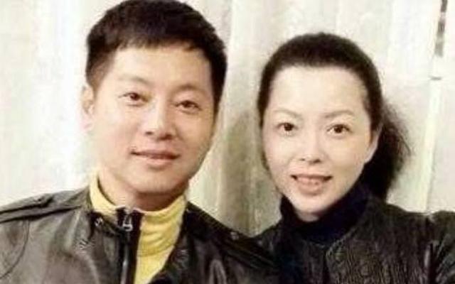 他曾经是“湖南台柱子”，却被妻子怂恿辞职，如今沦落为婚礼司仪