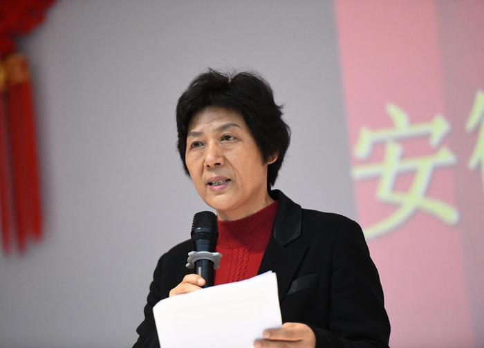 安徽靓妈家政服务培训学校在蚌埠市妇幼保健院揭牌