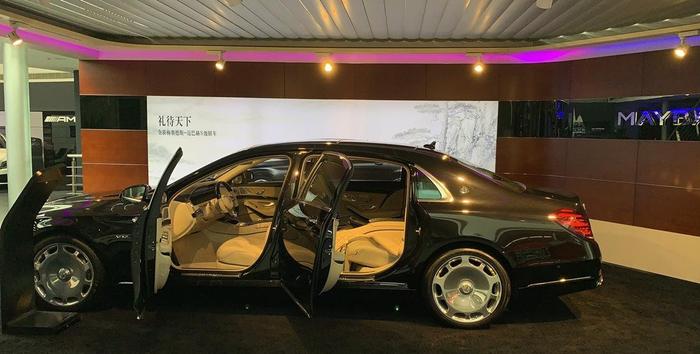 2019款迈巴赫S680介绍：它是目前奔驰最为奢华的轿车