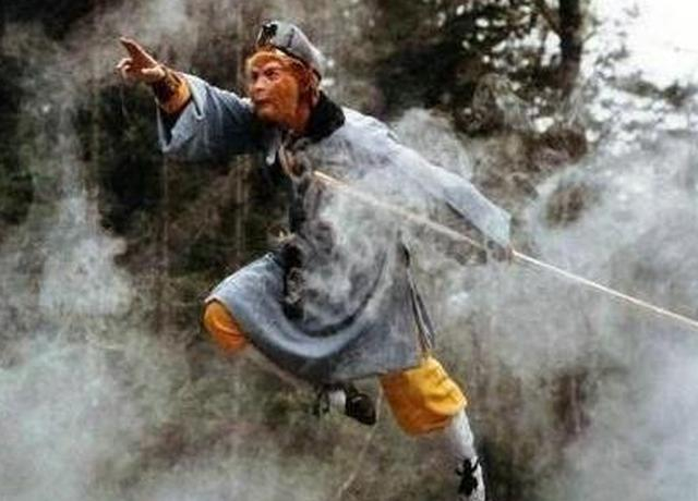 86版《西游记》这样做特效：腾云驾雾靠棉花，鱼缸就是深海龙宫