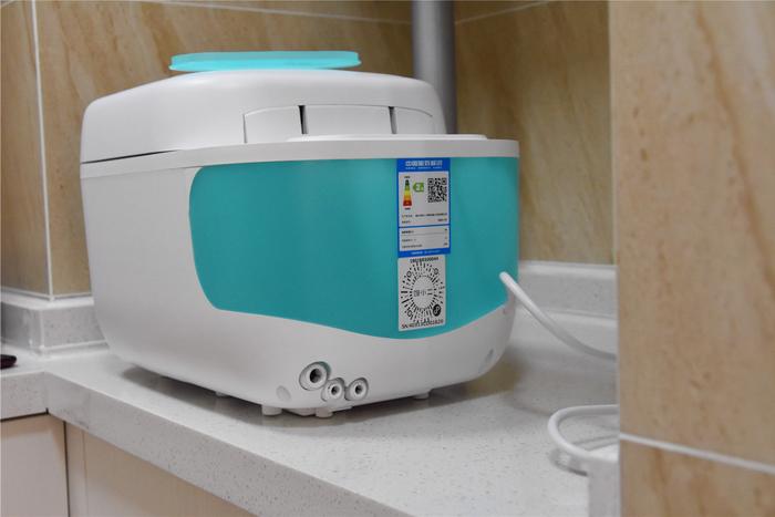 全球首款全自动煮饭机器人饭小二，不用放米放水，懒人就这么简单