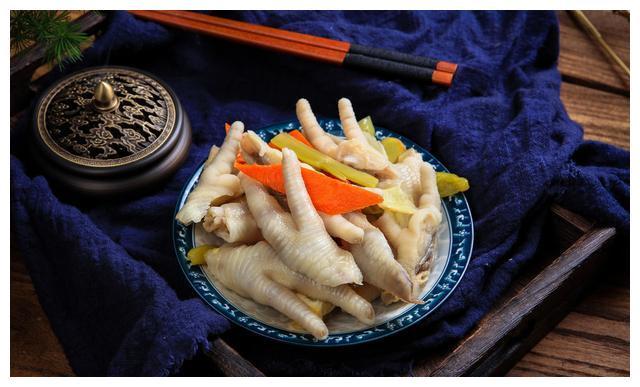 这种鸡爪别再买了，记住3个小方法，好鸡爪一挑一个准