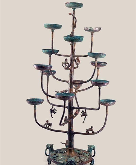 青铜树形灯座——商品的包装设计
