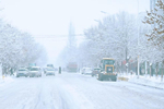 乌鲁木齐又下雪了!雪后的乌市银装素裹,雾凇幻如仙境