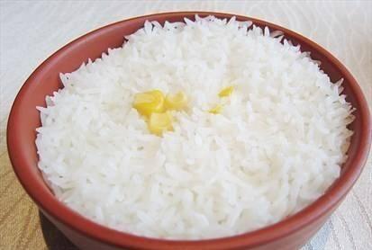 煮米饭时，这样做出来的米饭颗粒分明还香，很多人第一步都做错了