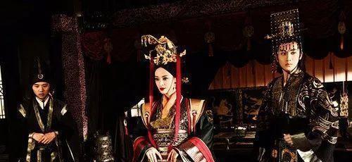 秦国宣太后与义渠王有私情，生有两个孩子，二子结局怎么样？