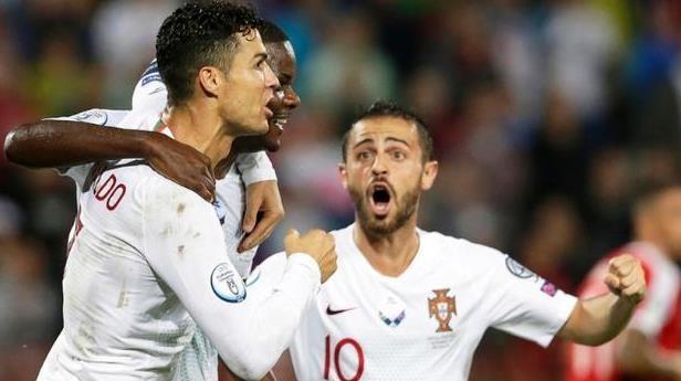 C罗为葡萄牙首胜拼老命，赛后激动发文，若无缘欧洲杯就太丢人