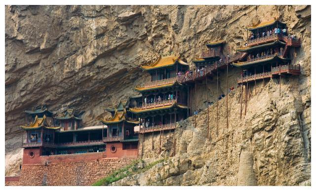 中国“最牛”的寺庙：通体木质结构，修建在悬崖峭壁之上！