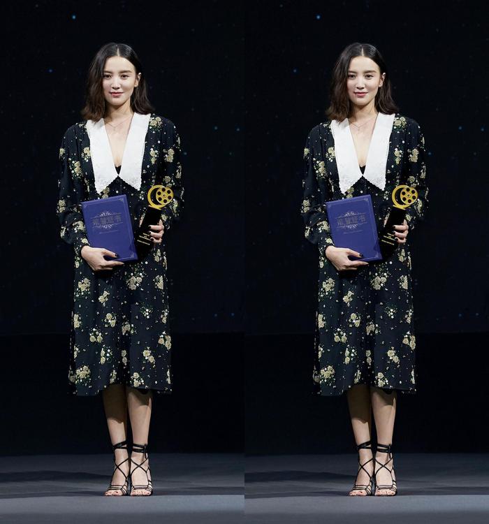 宋佳出席2019南方电影盛典 凭《风雨云》斩获年度女主角