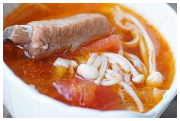 简单家常菜：鲜虾捞粉丝，酸汤排骨，黄豆芽炒粉丝