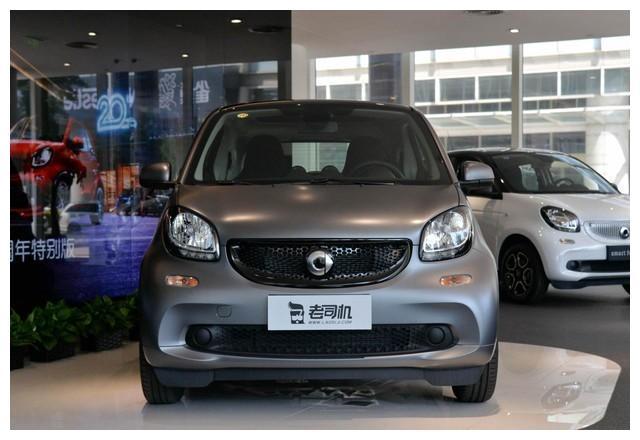 即将离我们远去的燃油版“小精灵” 小哥带你看smart fortwo