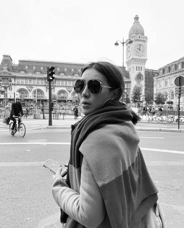 胡盈祯和李进良,终于还是签字离婚了