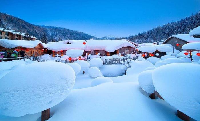 雪乡“贫雪”，没雪的雪乡游客稀少，村民心急如焚