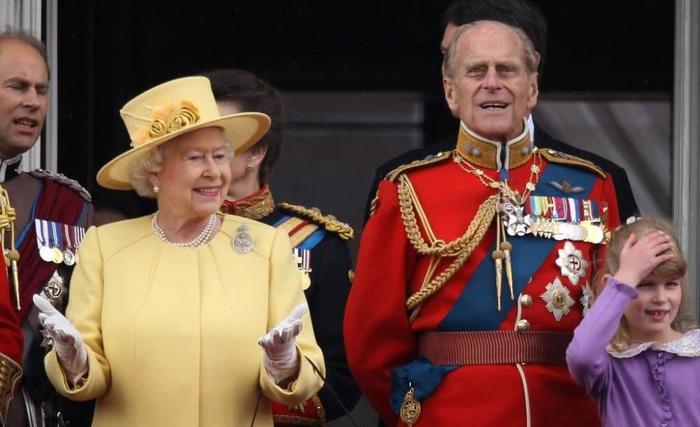 英女王或95岁退休，查尔斯手中权力越来越大，两年内有望成国王