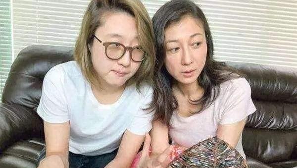 成龙首次谈论作为父亲的失败，管不了女儿，希望儿子能好好做人