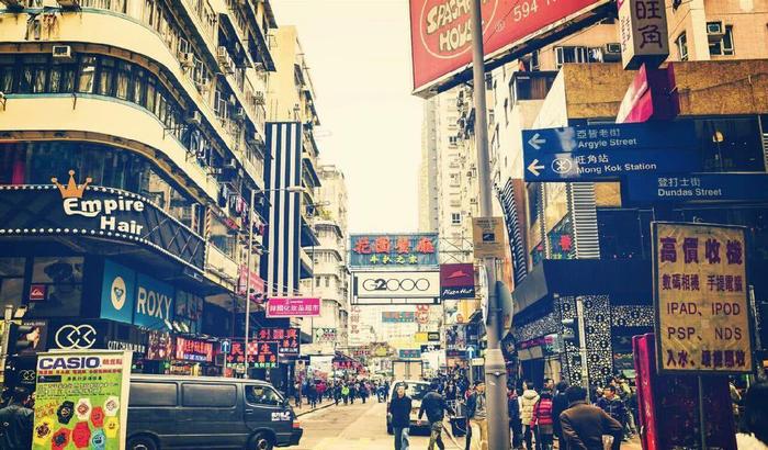 中国街道特色统一店招，连上海也不能幸免？黑底白字的招牌见过吗