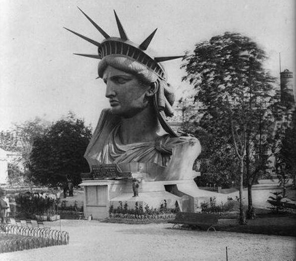 体积庞大的自由女神像，是如何从法国运输到美国的