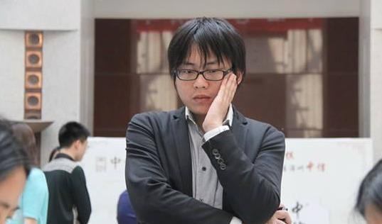 棋圣聂卫平现状：9次化疗抗癌，妻子小23岁，大儿子加入日本国籍