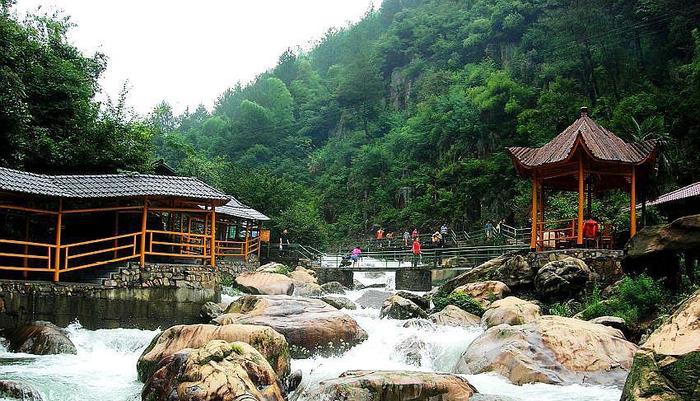 江浙沪周边自驾游，超刺激的漂流和超完美风景，夏日避暑胜地