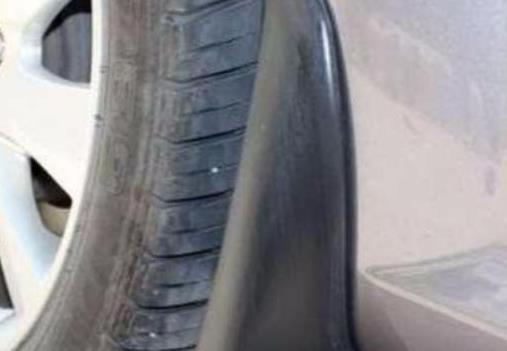 轮胎附近的这个小孔，看着不起眼，作用却不小，懂车的人都在用！