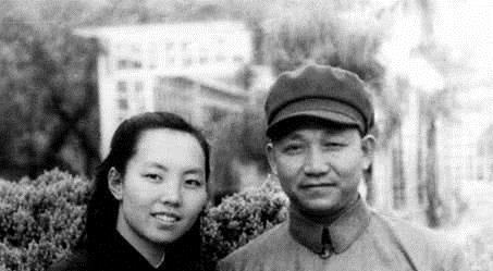 陈光、史瑞楚之墓：没有尸骨的夫妻合葬墓