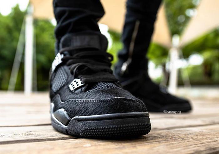 黑猫换装回归，Air Jordan 4「Black Cat」或将年末登场 ！