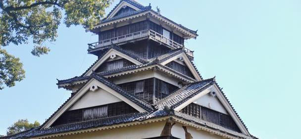 日本著名三大名城之一，又被称为银杏城，因熊本熊闻名世界