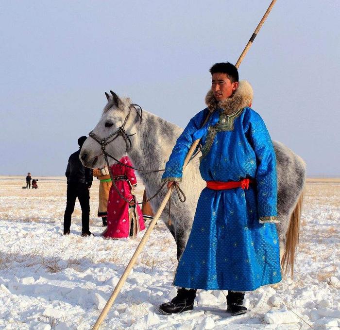 讲述我们蒙古族的文化：土默特地方蒙古语地名中的姓氏名