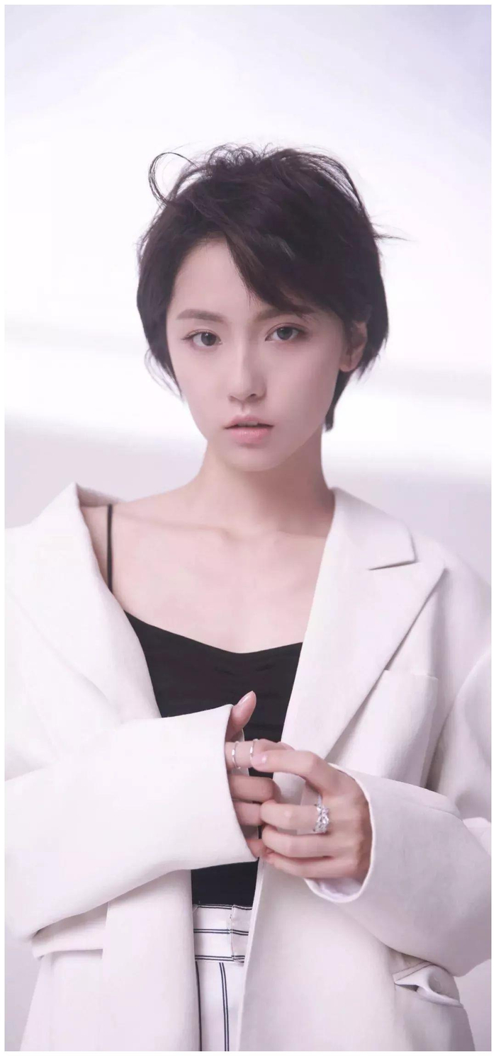 明星壁纸｜成果（诸葛大力）|_新浪新闻