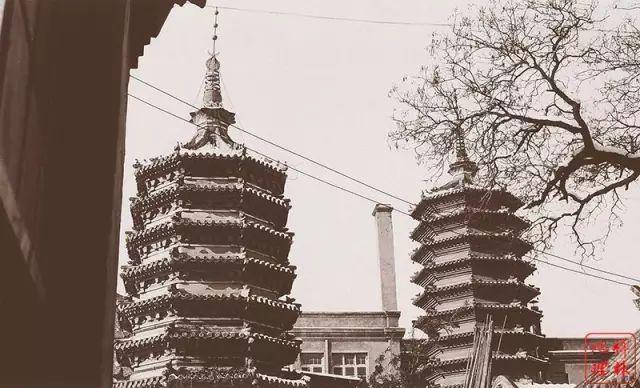 佛教老照片：长安街上消失了的北京双塔