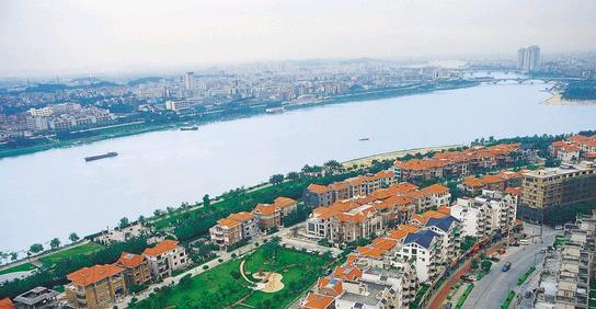 中国最富的10个城市排行榜，东莞市排行第一！