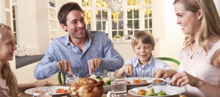 美国普通家庭的一日三餐，一般都吃些啥？中国游客：真的吃不惯！