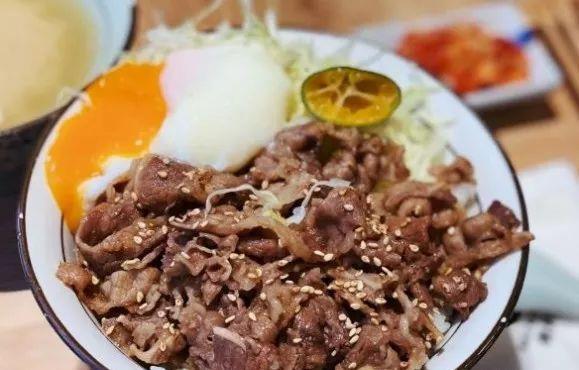 吃遍大连丨这些日式定食简洁却不简略，让你吃饱每一餐~