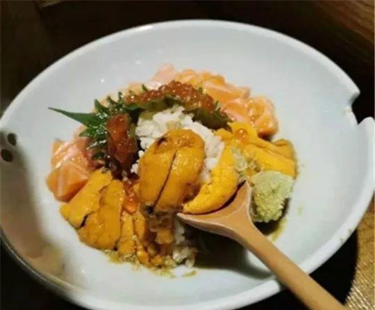 吃遍大连丨这些日式定食简洁却不简略，让你吃饱每一餐~